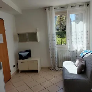 La Casa Di Alyss Apartament