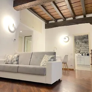 Apartment Tower Gombito's, Bergamo
