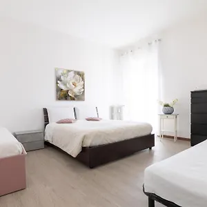Casa Primavera , Bergamo Włochy